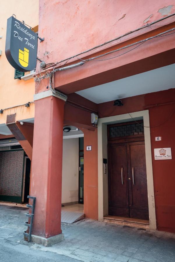 בולוניה Residenza Due Torri Check In Presso Hotel Centrale Vicolo Cattani 7 מראה חיצוני תמונה