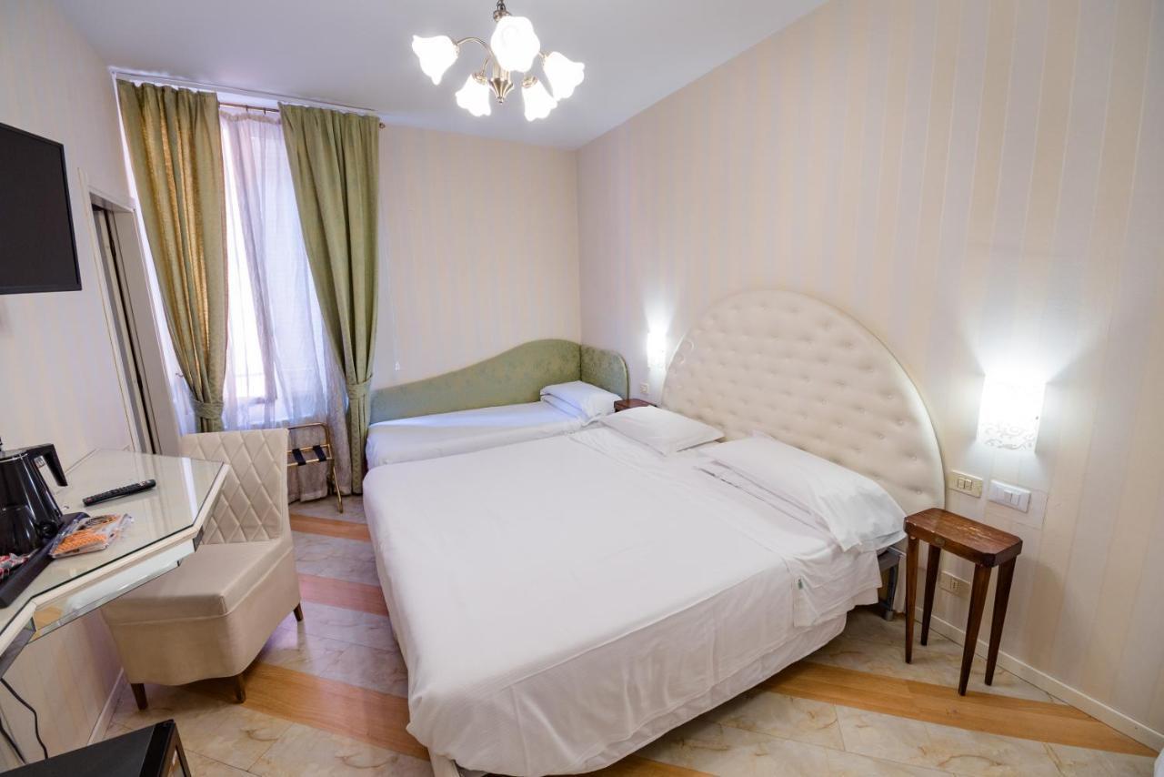 בולוניה Residenza Due Torri Check In Presso Hotel Centrale Vicolo Cattani 7 מראה חיצוני תמונה
