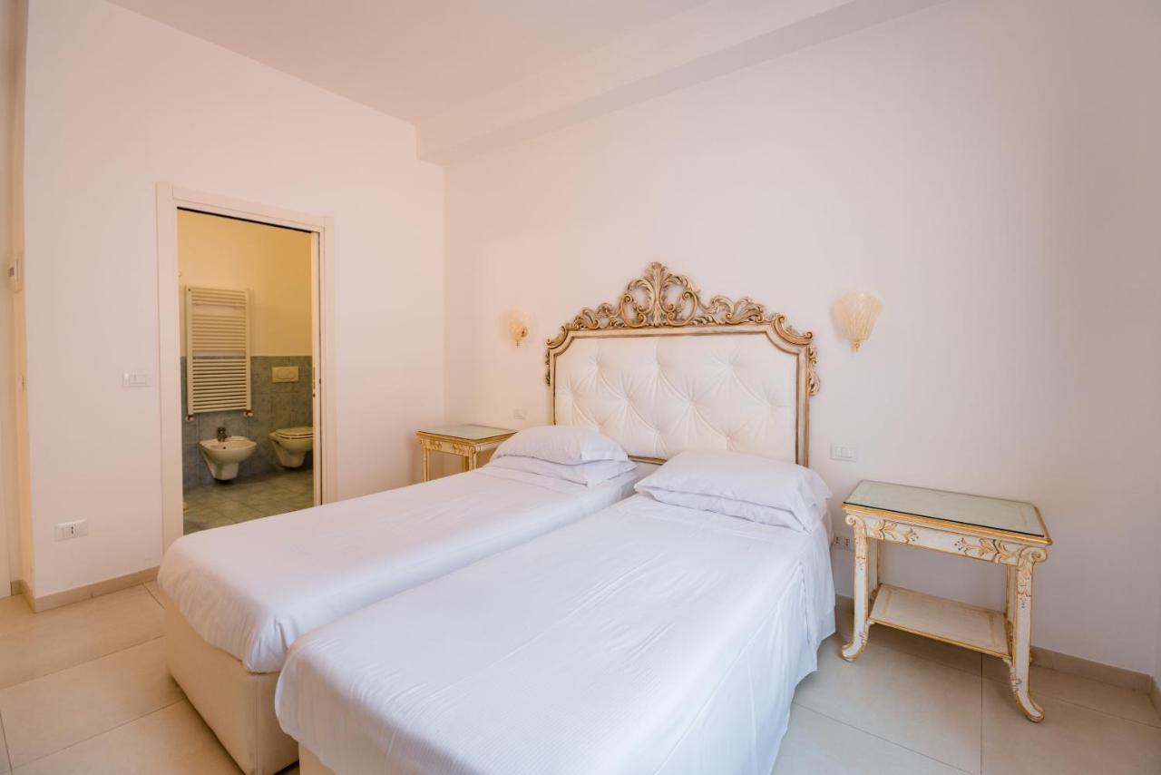 בולוניה Residenza Due Torri Check In Presso Hotel Centrale Vicolo Cattani 7 מראה חיצוני תמונה