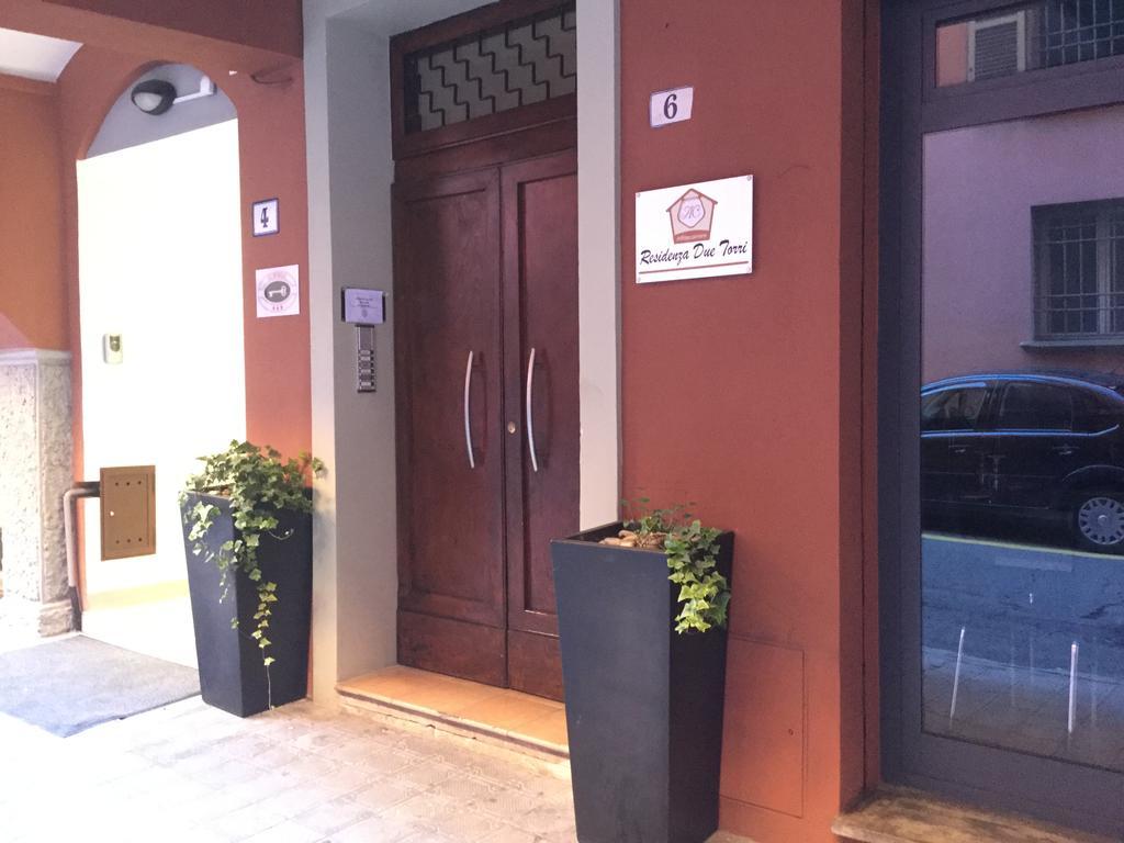 בולוניה Residenza Due Torri Check In Presso Hotel Centrale Vicolo Cattani 7 מראה חיצוני תמונה